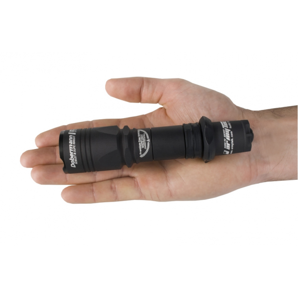 LED Lommelygte, ALU, 1700LM, Armytek Dobermann Pro XHP35 HI